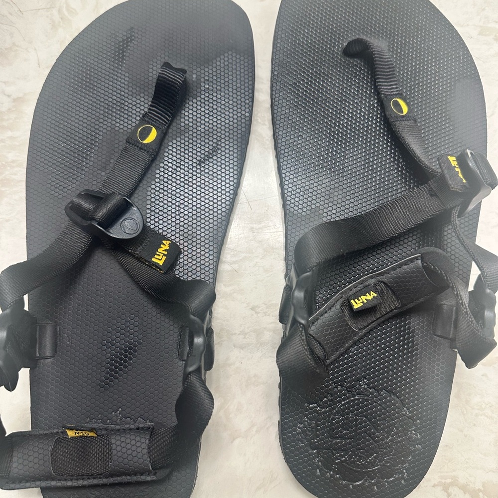 Luna Black Sandals with Yellow Accents
